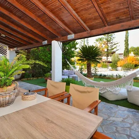 Unique Canal Villa With Boat Dock In Porto Hydra * Plepi
