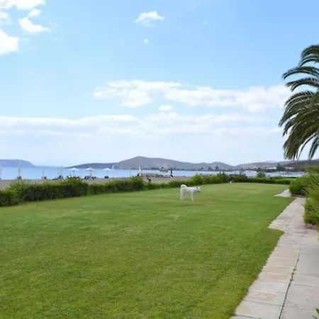 Unique Canal Villa With Boat Dock In Porto Hydra * Plepi